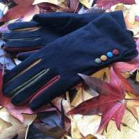 Read JULIA ROSE Reviews